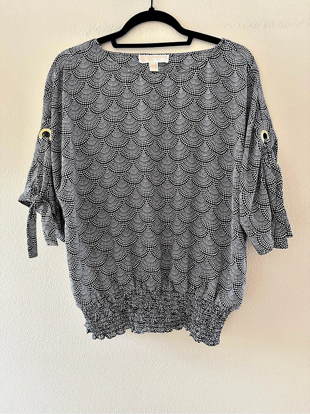 Michael Kors Geometric Blouse in Black & White Size Large Like New